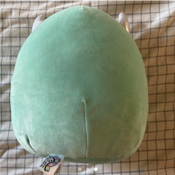 yollie the yeti target exclusive holiday squishmallow - Picture 3 of 3